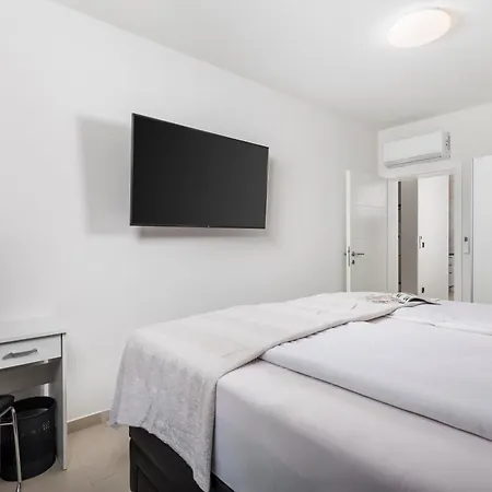 Adults Only Samantha By Irundo Apartment Rovinj