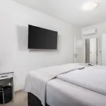 Adults Only Samantha By Irundo Apartament Rovinj